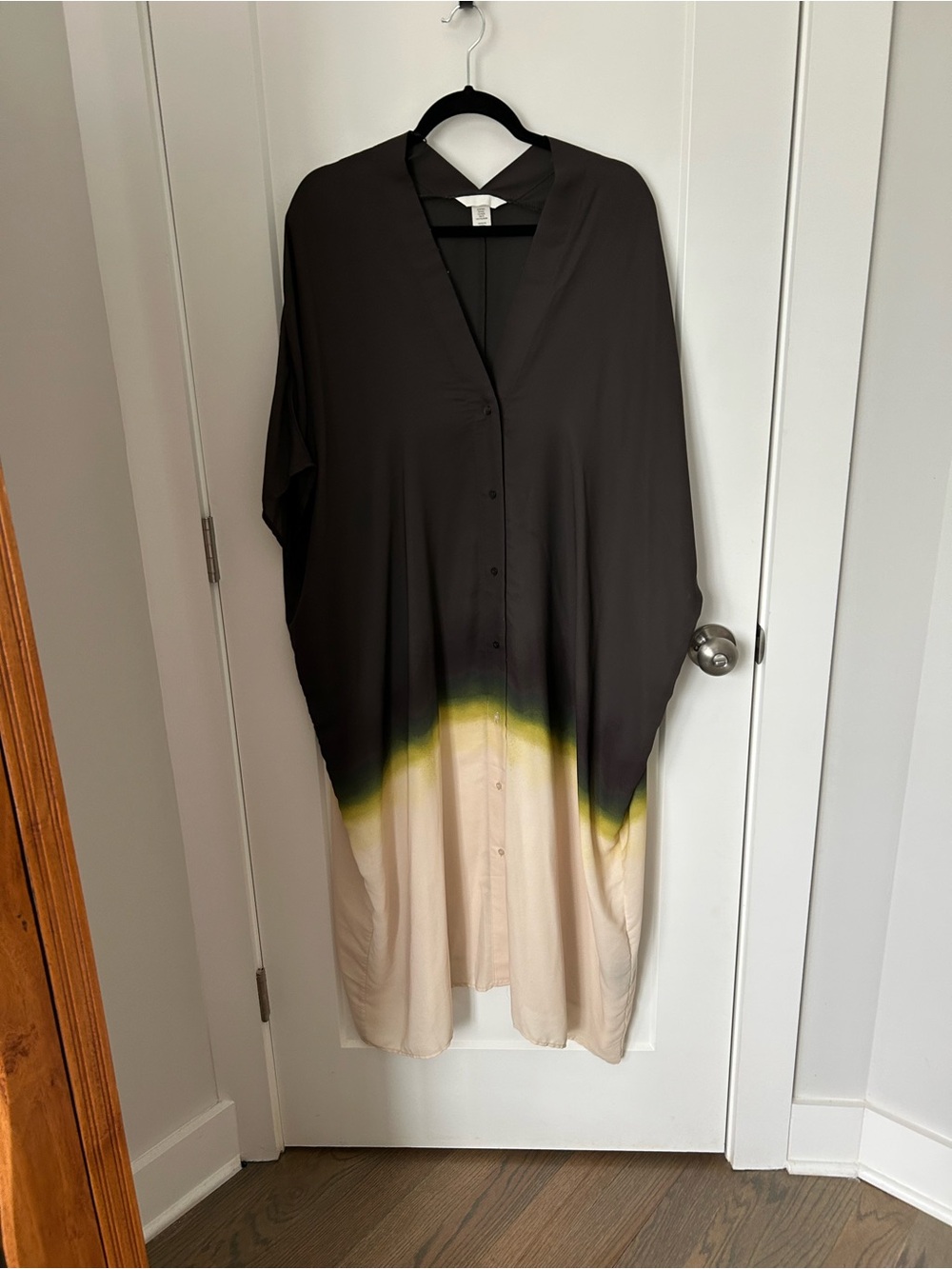 H&M Black ombré sleeveless Midi Dress